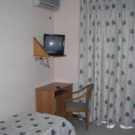 Hotel Cristal 3*