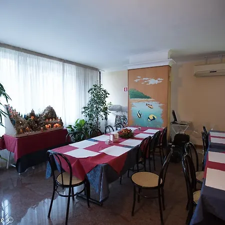 Cristal Otel